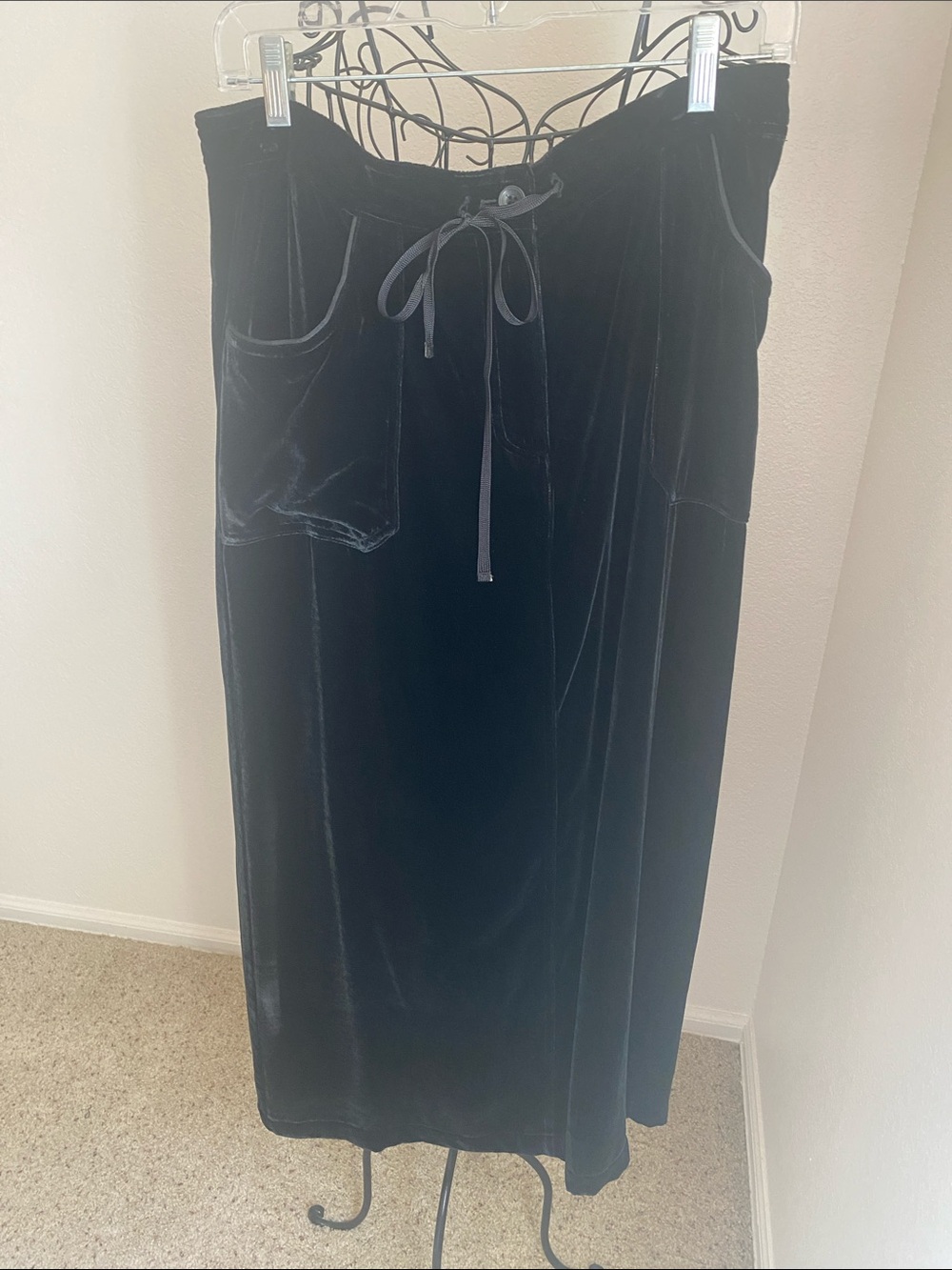 Eddie Bauer Black Velvet Drawstring Maxi Skirt